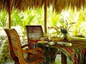 Outdoor dining - Nelly's Inn (Dar es Salaam)