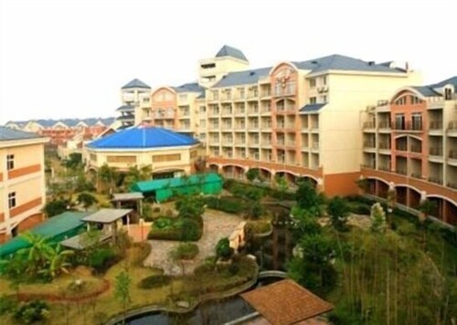 Oriental Landscape Holiday Hotel