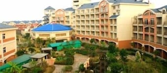 Oriental Landscape Holiday Hotel
