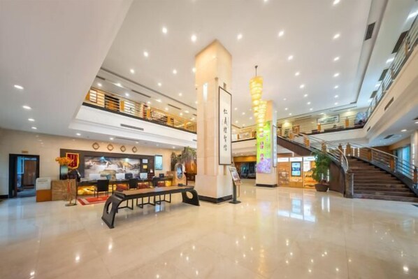 Interior - Oriental Landscape Holiday Hotel (Chongqing)