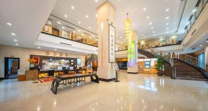 Oriental Landscape Holiday Hotel