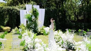 زفاف داخل الفندق