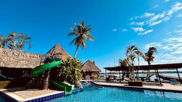 2 座室外游泳池