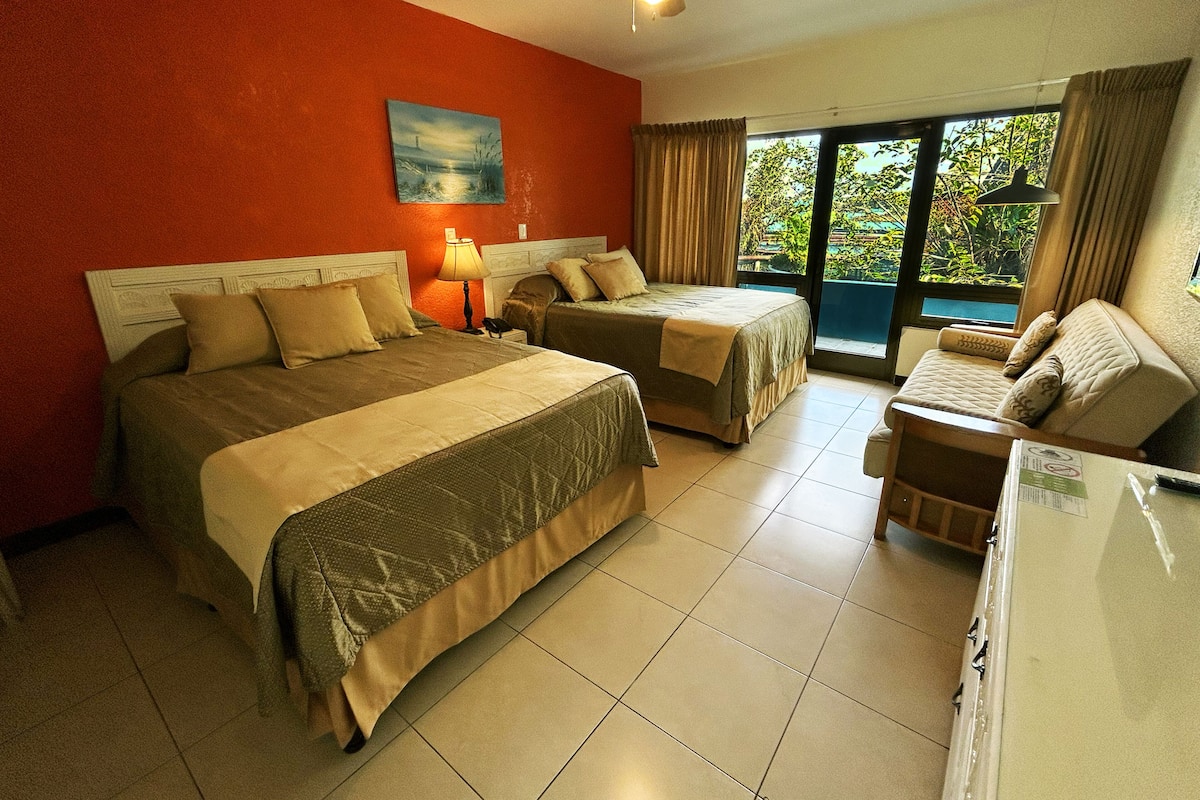 Double Room | Bed sheets