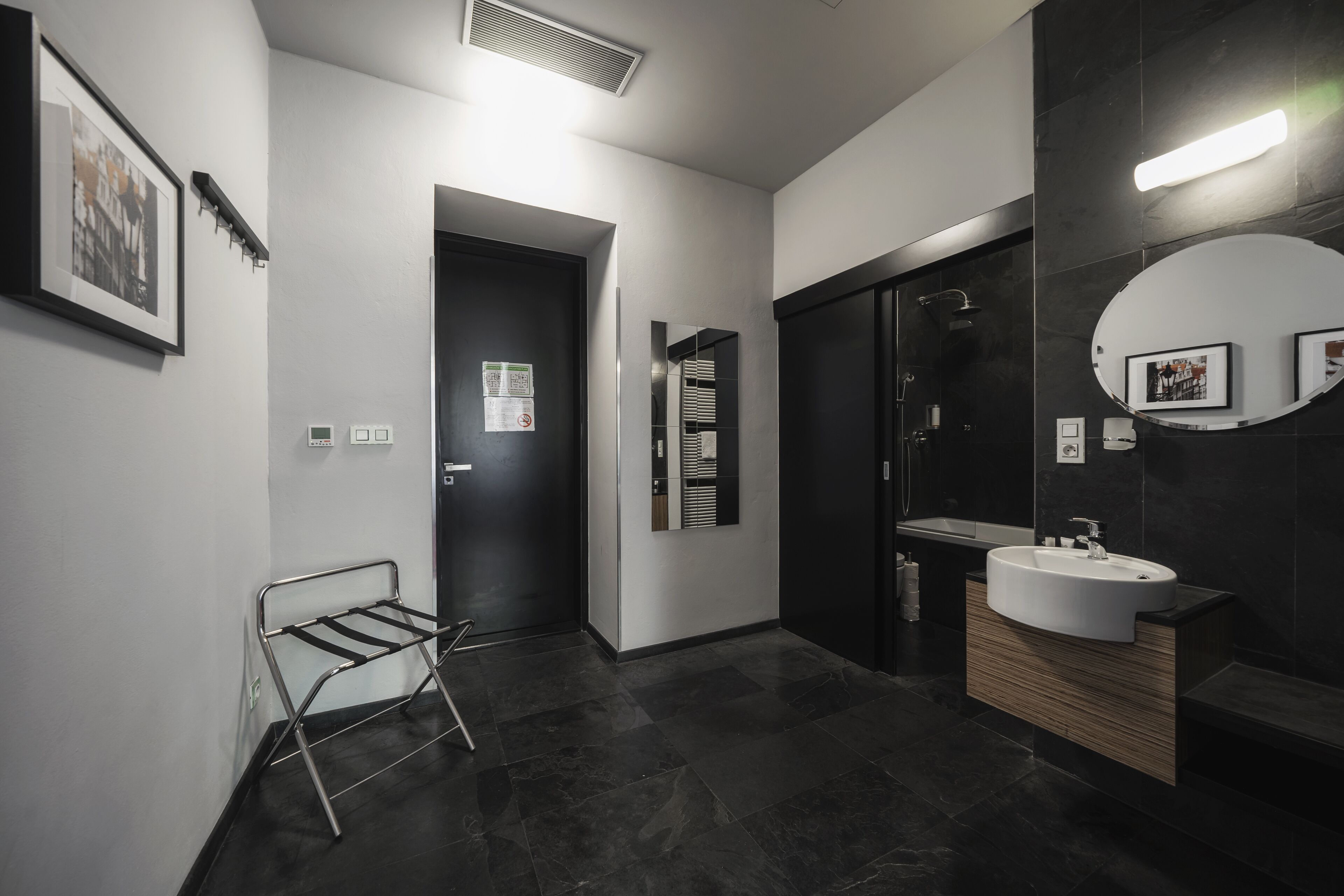 Foto - Hotel Noir