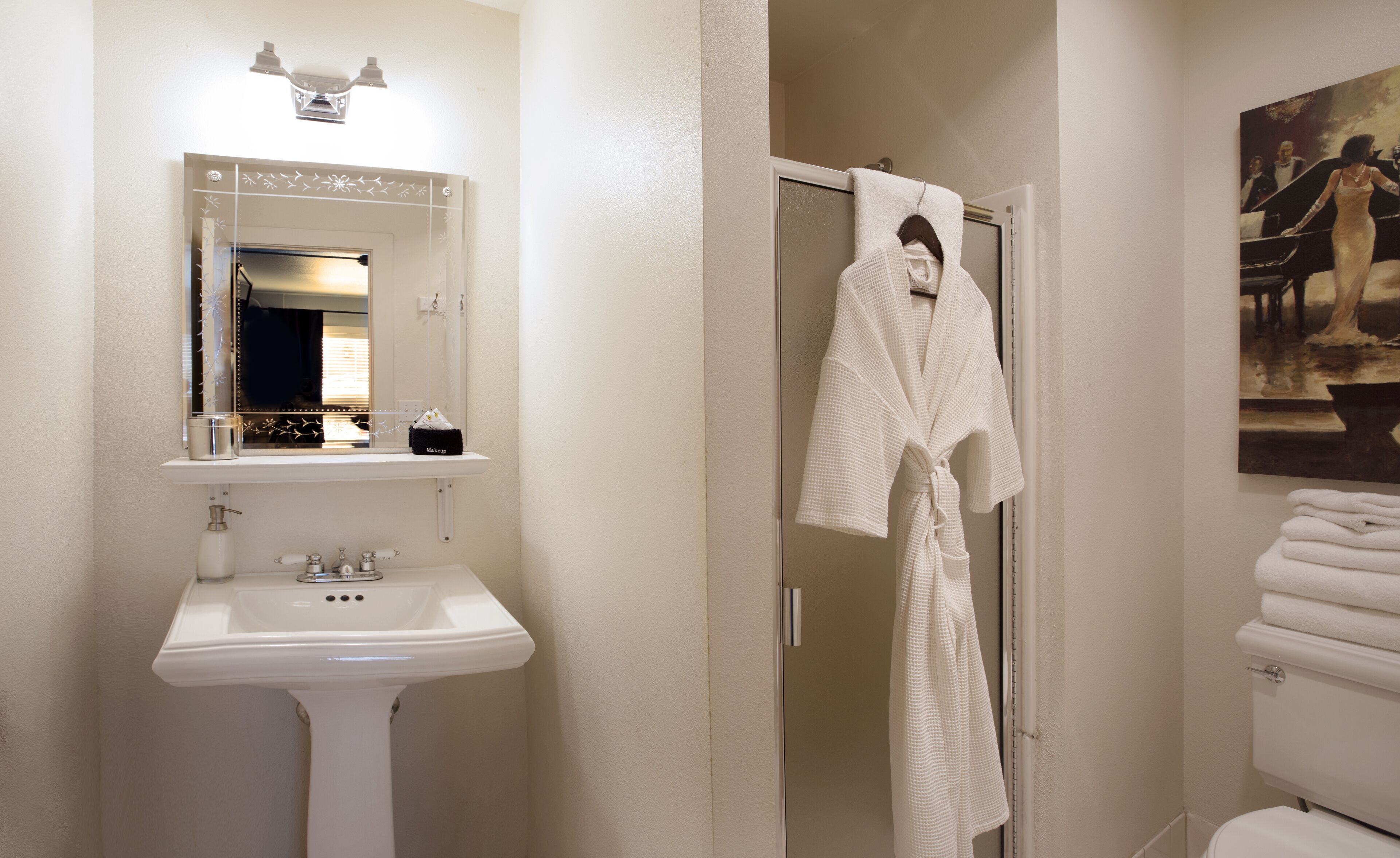 deluxe room, 1 king bed | bathroom | shower, free toiletries, hair dryer, bathrobes