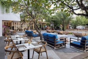 Breakfast, lunch, dinner served; international cuisine, garden views