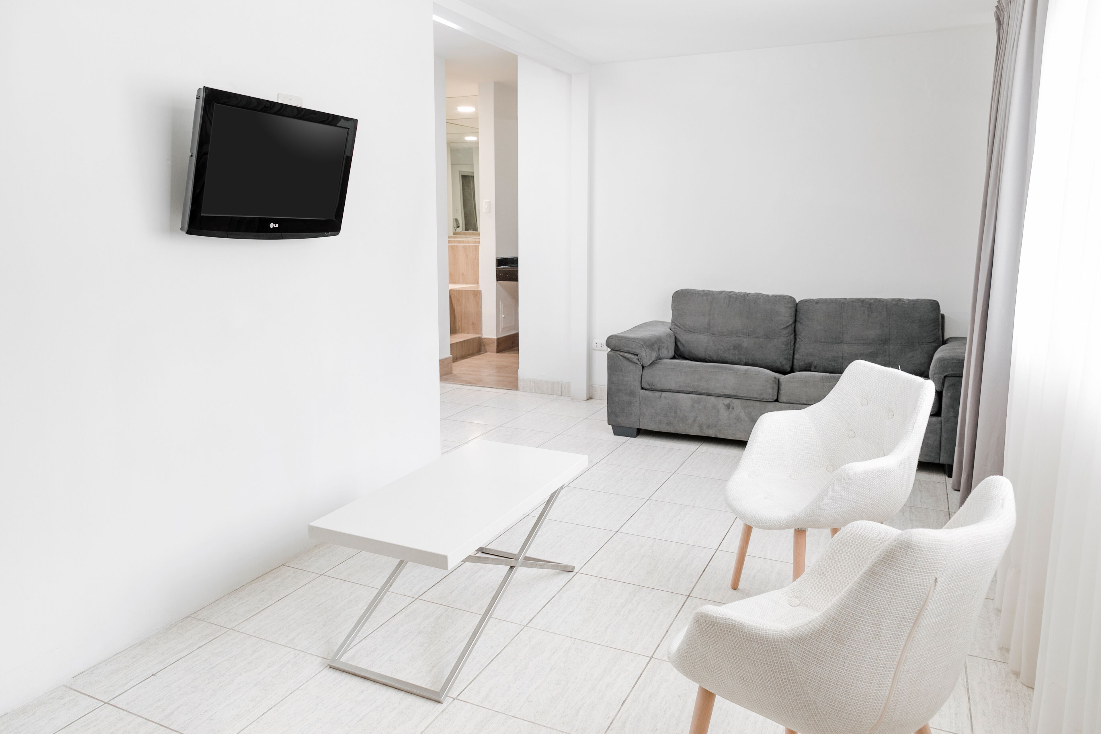 junior suite, 1 king bed, non smoking | premium bedding, minibar, in-room safe, desk