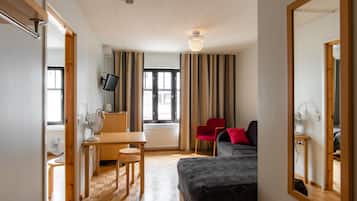 Apartment, 1 Bedroom | 1 bedroom, iron/ironing board, free WiFi, bed sheets