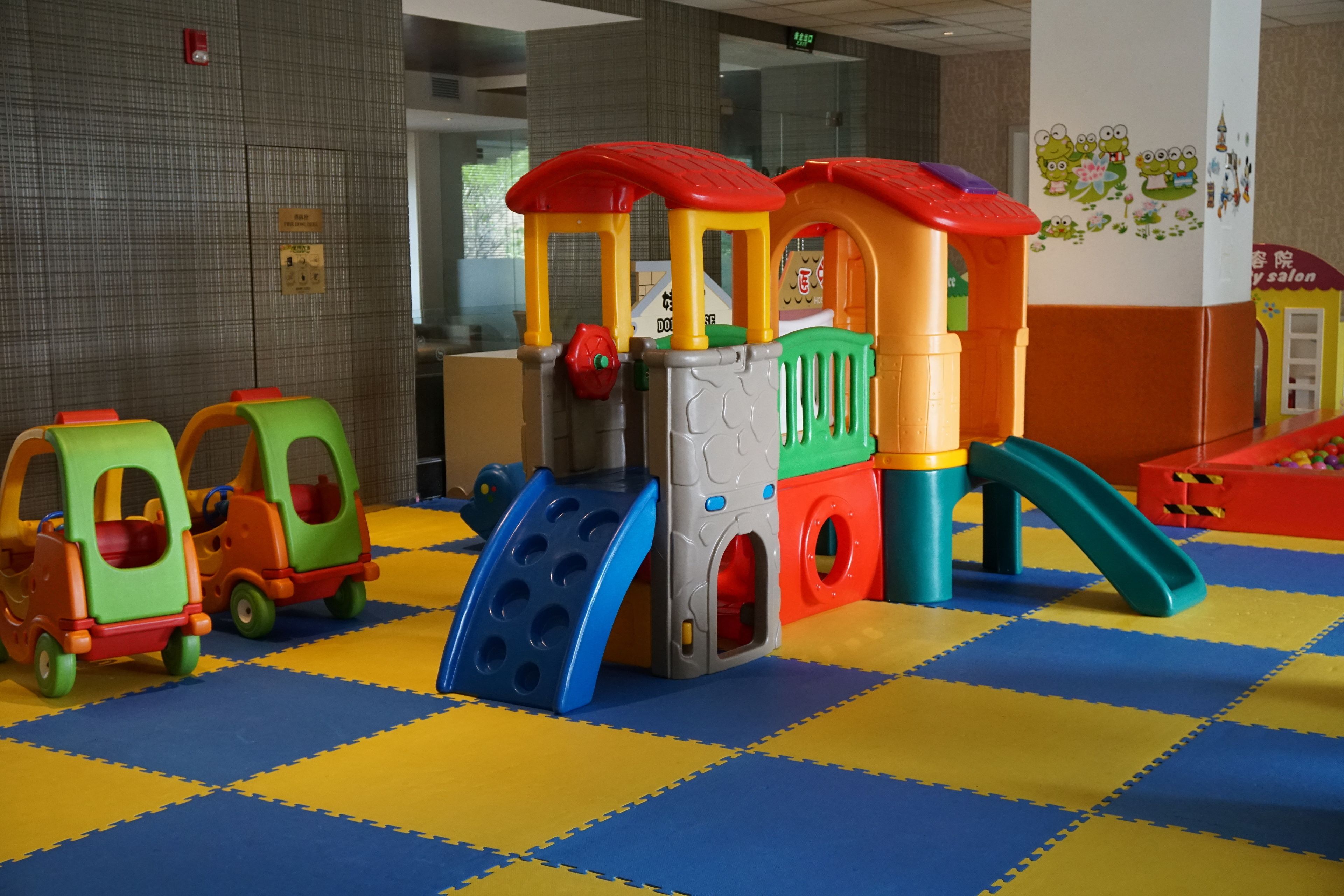 children’s area
