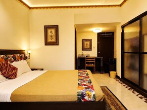 Executive Suite | Premium bedding, minibar, in-room safe, desk - New Dodoma Hotel (Dodoma)