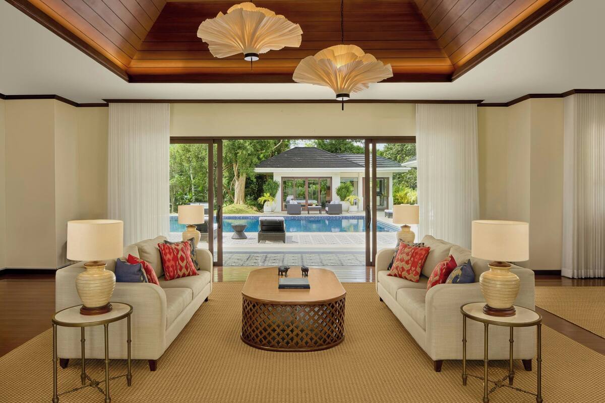 Royal Villa, 2 Bedrooms, Private Pool, Mountain View | Living area