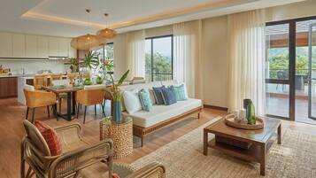 Room, 1 King Bed | Pool