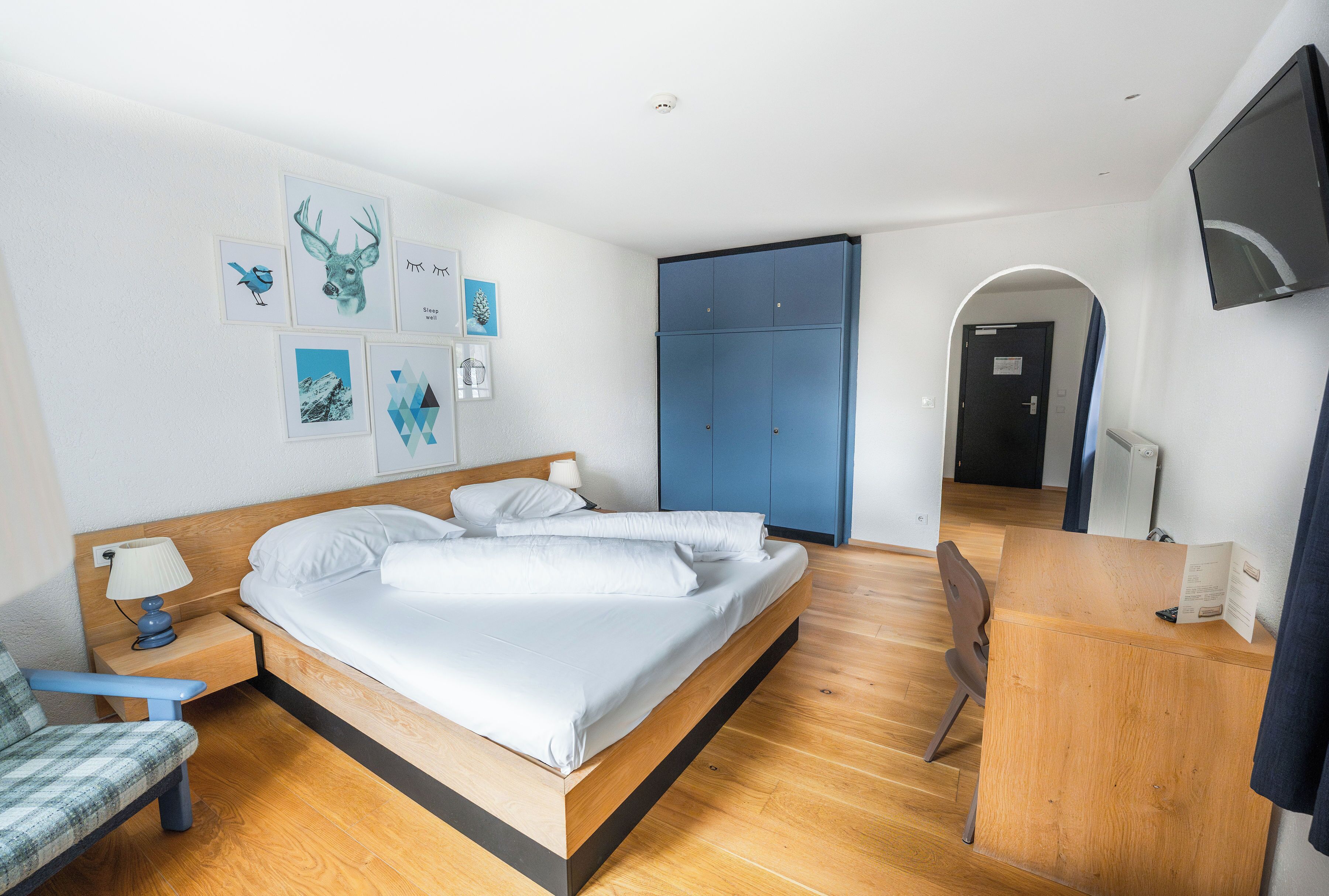 Double Room, Private Bathroom | Hypo-allergenic bedding, individually furnished, desk, laptop workspace