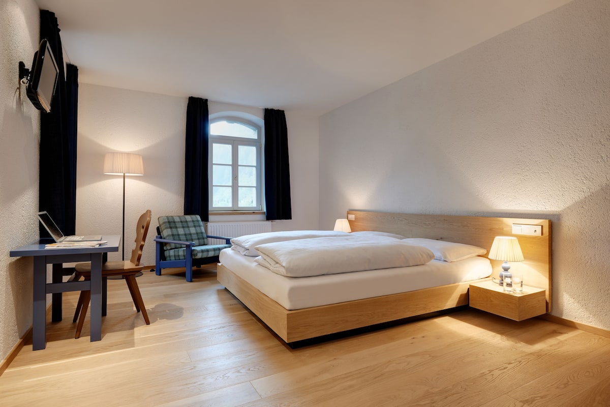 hypo-allergenic bedding, individually furnished, desk, laptop workspace