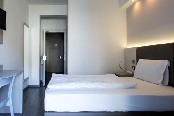 Classic Single Room