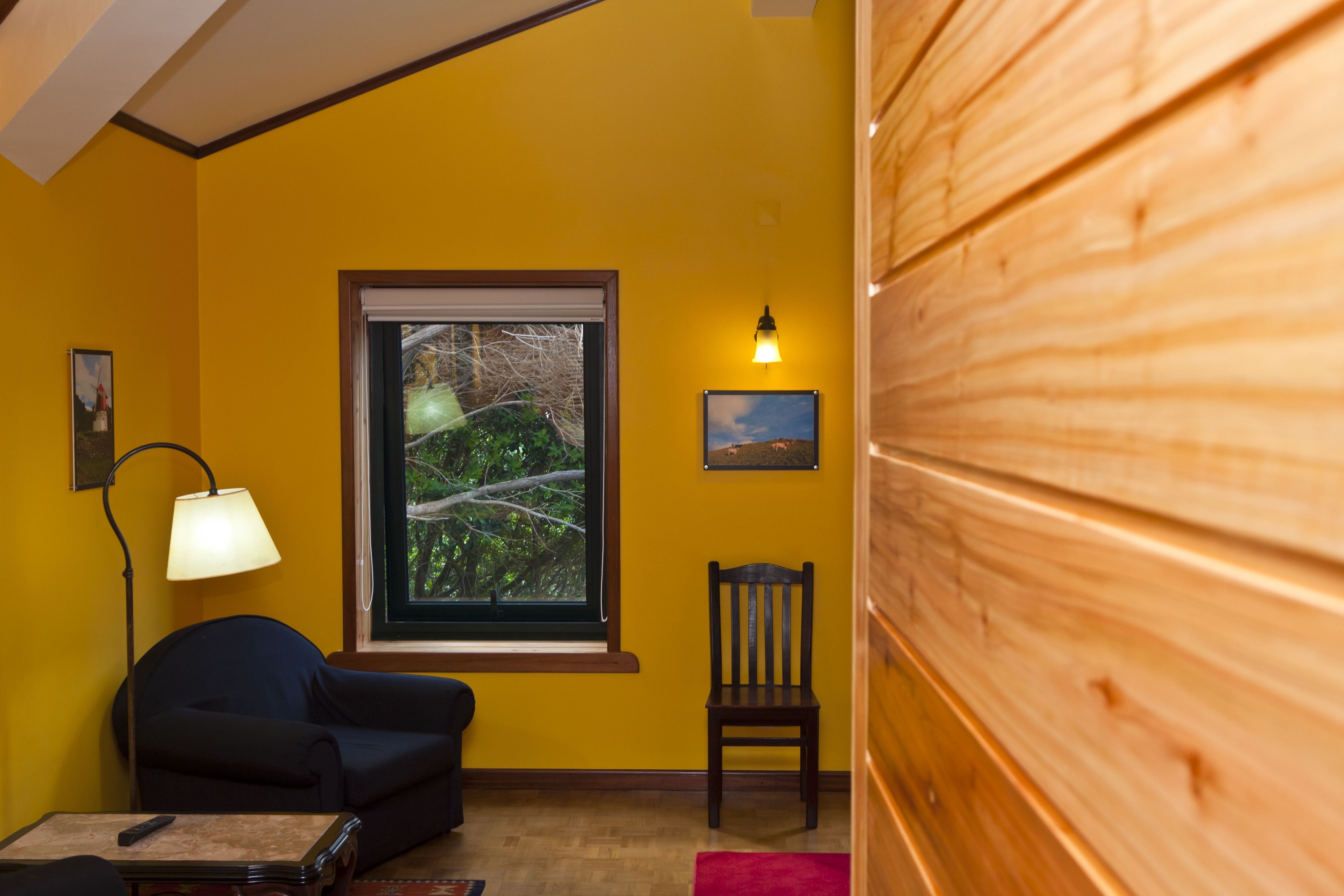 24-inch lcd tv with cable channels, tv