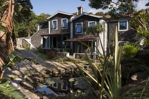 Exterior - Aldeia da Fonte Hotel (Lajes do Pico)