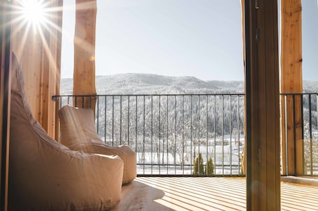 Deluxe Suite, 1 King Bed | View from room