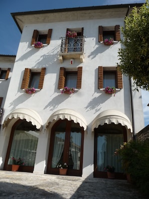 Fachada del alojamiento