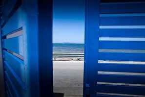 Interior - Sunset Beach (Misiliscemi)