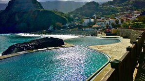 Unclassified image, 5 of 59, button - Sea Breeze Studios (Machico)