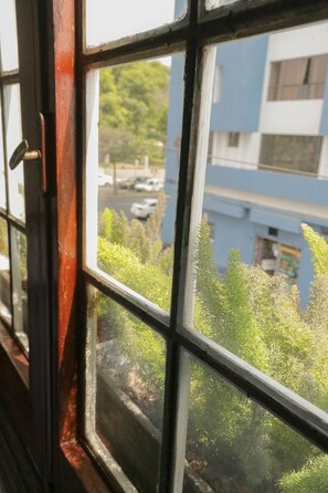 غرفة ديلوكس مزدوجة - سرير ملكي - بحمام خاص | إطلالة الغرفة