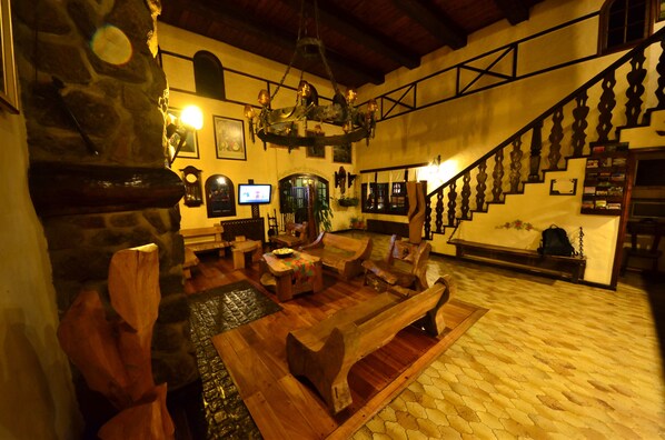 Lobby - La Posta del Cazador (San Martin de los Andes)