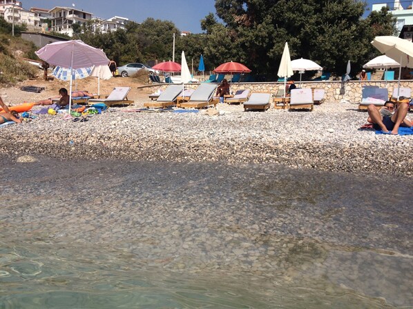 Privatstrand in der Nähe, Shuttle zum Strand, Liegestühle, Sonnenschirme