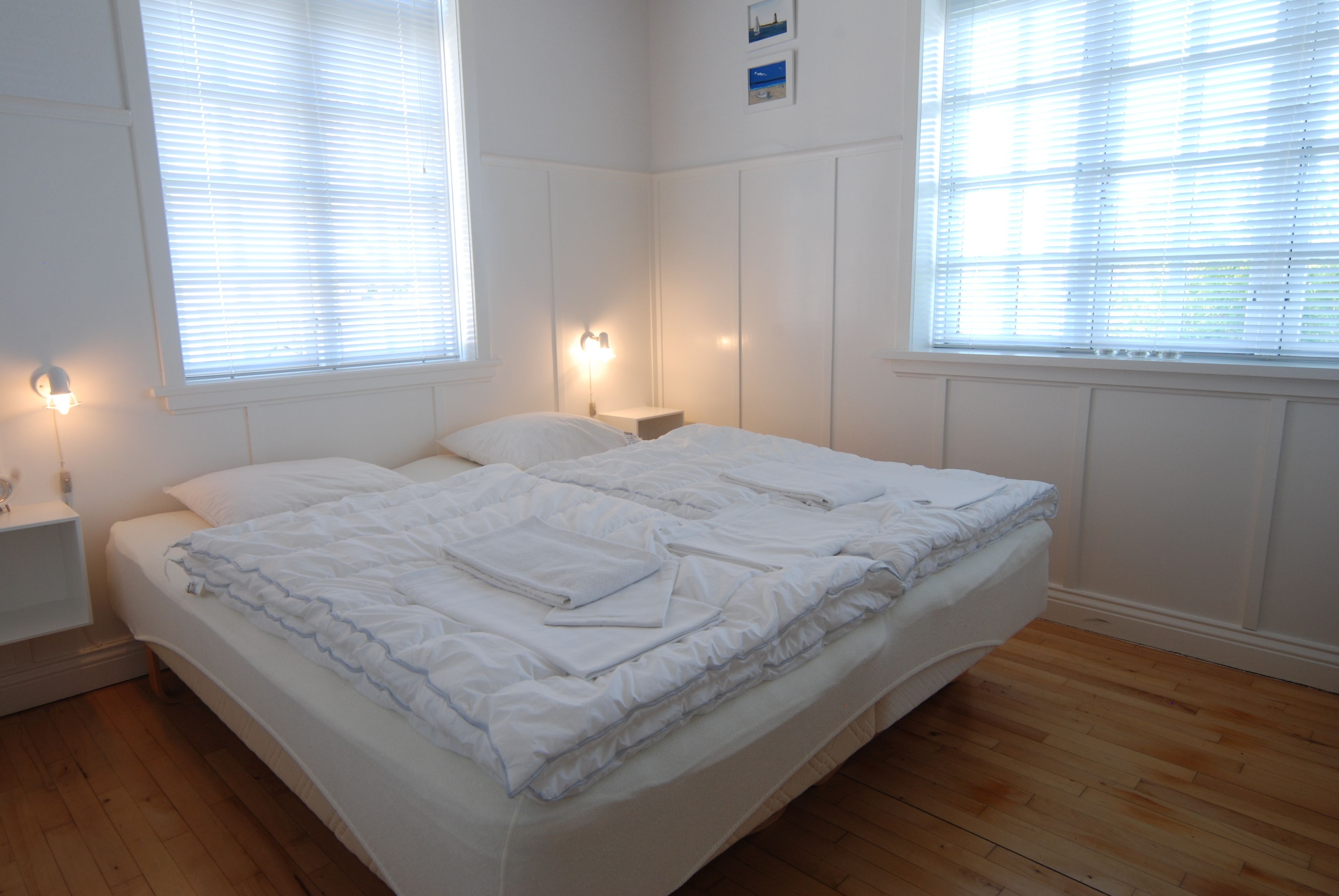 Allergitestet sengetøy, lydisolert og strykejern/-brett