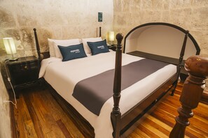 Studio Suite | Minibar, in-room safe, desk, soundproofing - Casona Terrace Hotel (Arequipa)