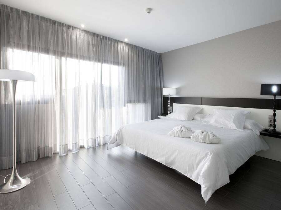 Svit | Duntäcken, skrivbord, ljudisolering och barnsängar