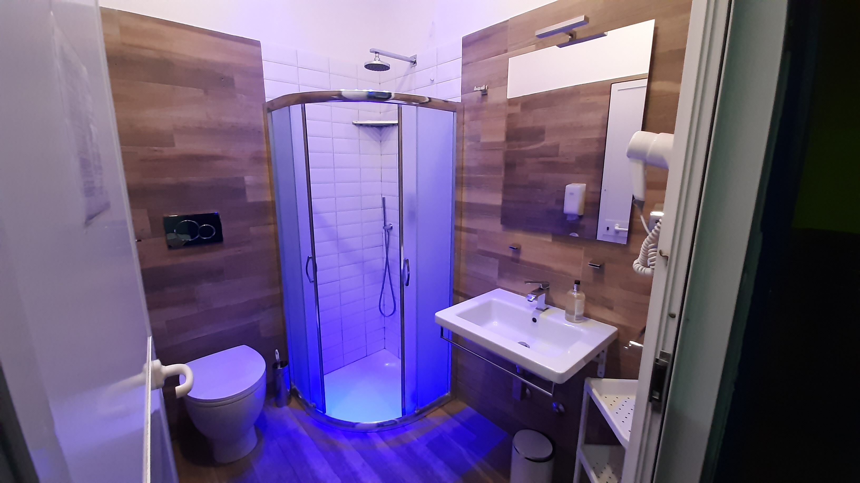 Photo - Youth Station Hostel