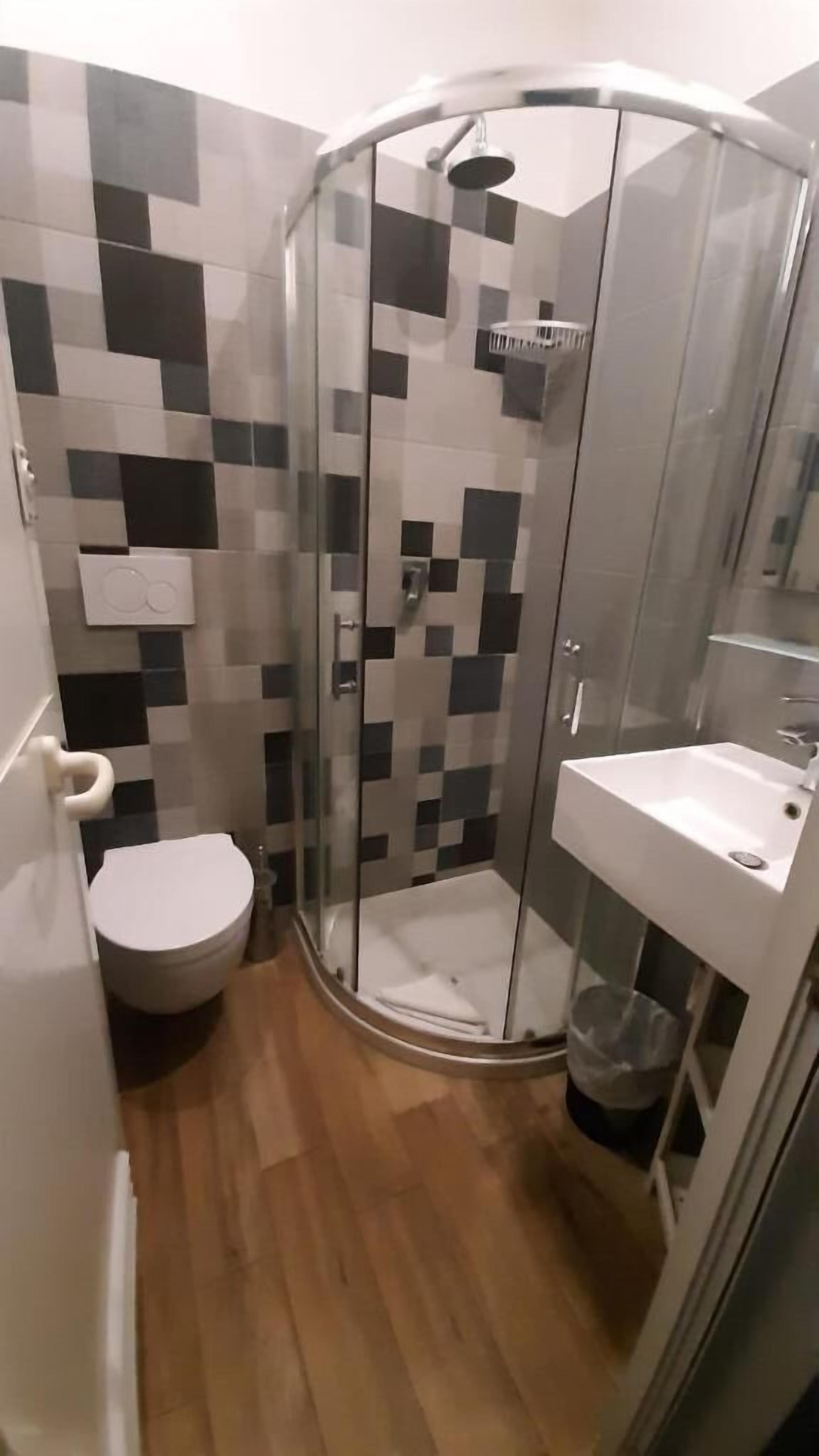 Photo - Youth Station Hostel