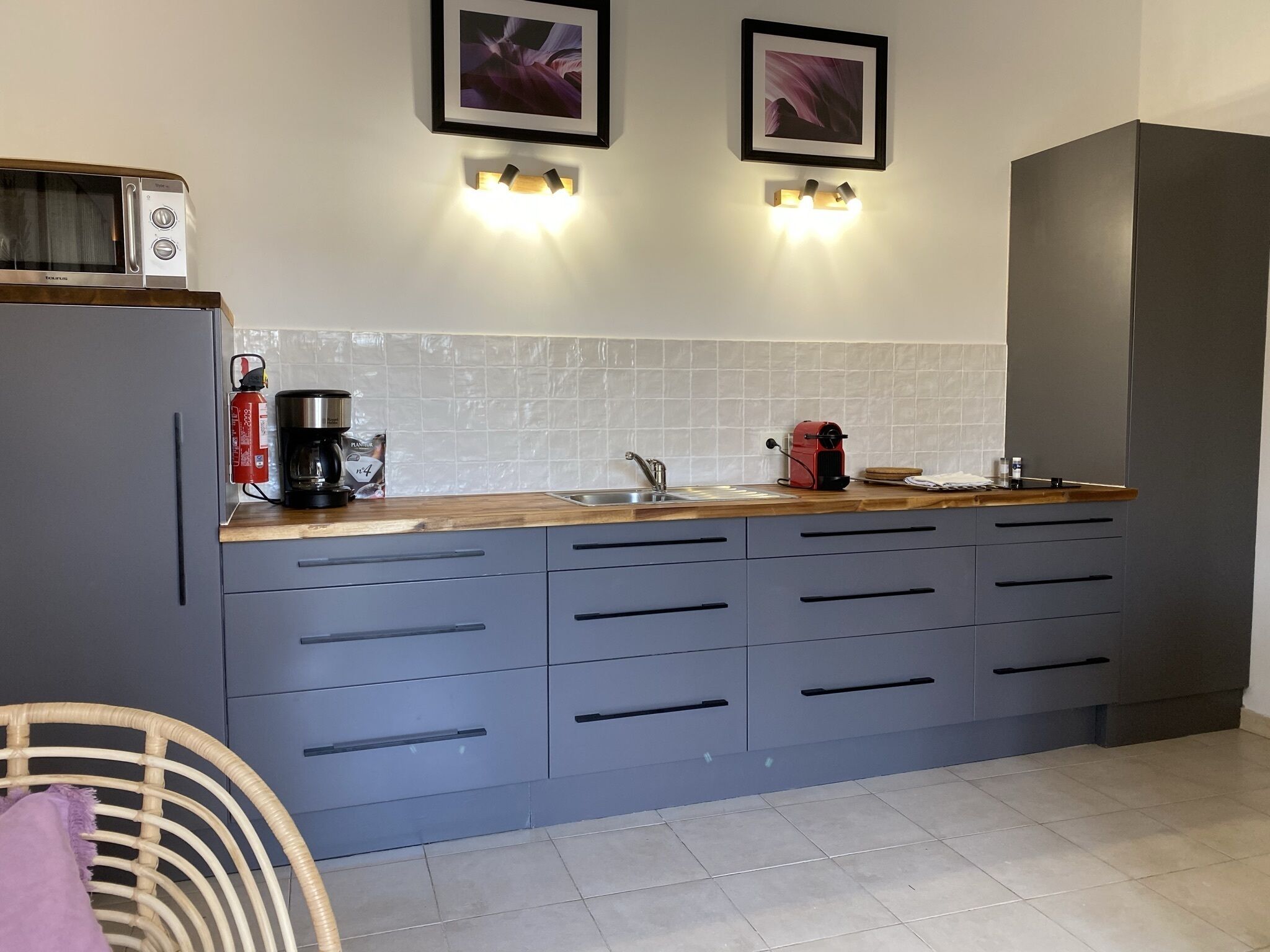 deluxe suite | private kitchen | full-sized fridge, microwave, stovetop, espresso maker