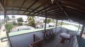 Balcony - Hostal La Gran Tortuga (Puerto Villamil)