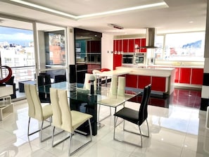 Family Apartment, 3 Bedrooms, Kitchen, City View | Private kitchen