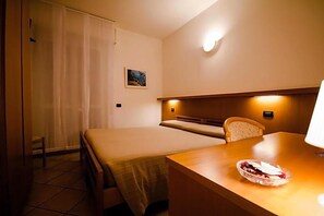 Unclassified image, 5 of 33, button - Albergo Lario (Gera Lario)