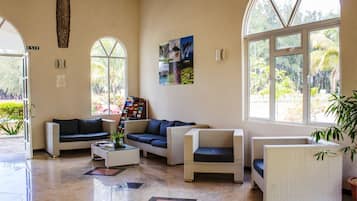 Sala de estar en el lobby