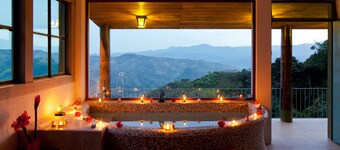 Yumbo Love Experience