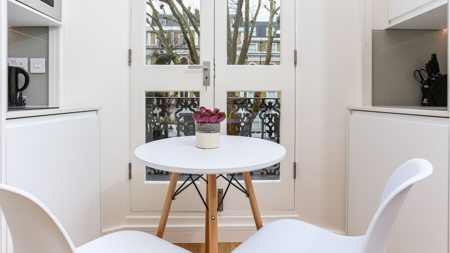 Inverness Terrace Serviced Apartments by Concept Apartments