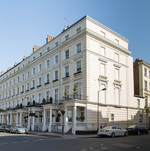 Princes Square Serviced Apartments by Concept Apartments