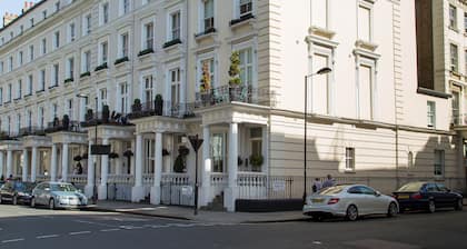 Princes Square Serviced Apartments by Concept Apartments