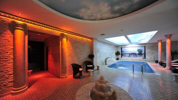 Couples treatment rooms, Turkish bath, body treatments, aromatherapy