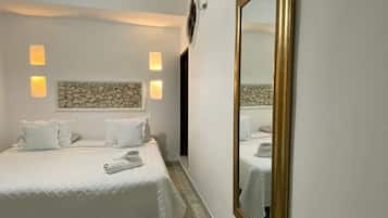 Double Room | Premium bedding, in-room safe, iron/ironing board, free WiFi