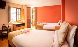 Standard Twin Room, Courtyard View