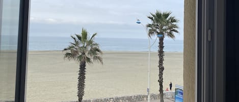 Driepersoonskamer, uitzicht op zee | Uitzicht vanuit de kamer