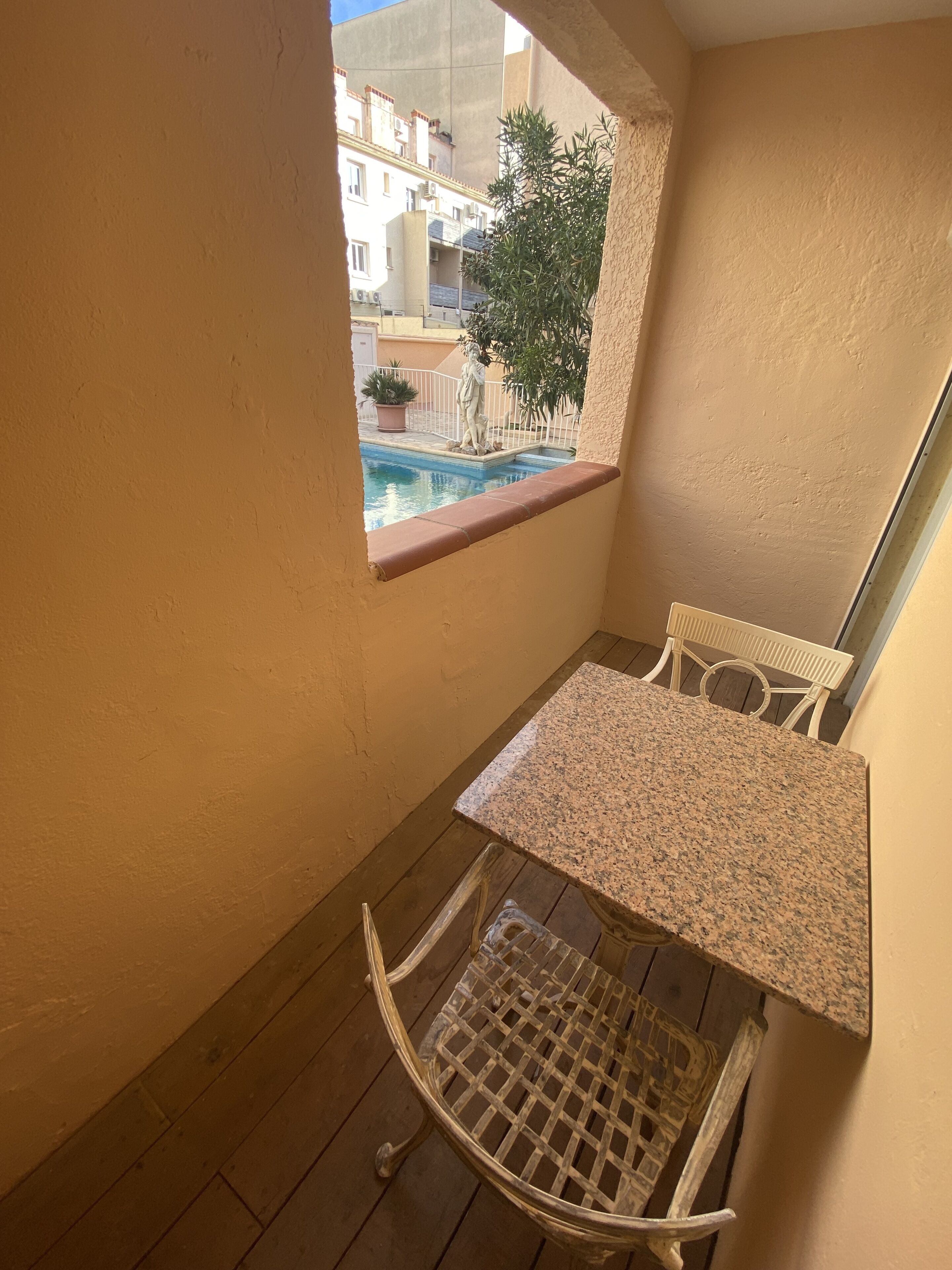 comfort quadruple room | terrace/patio