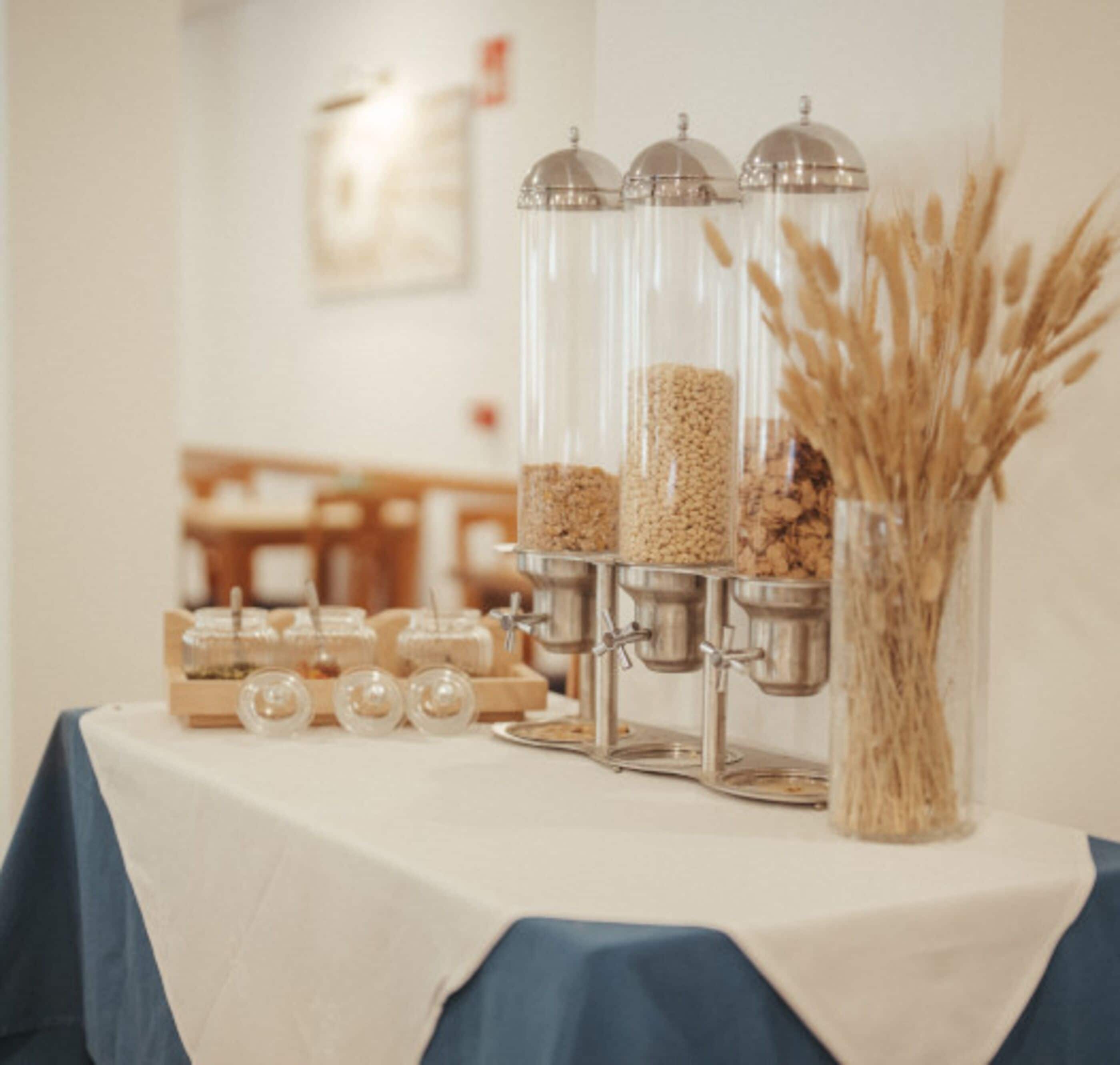 Photo - ROC Oberoy - Adults Only