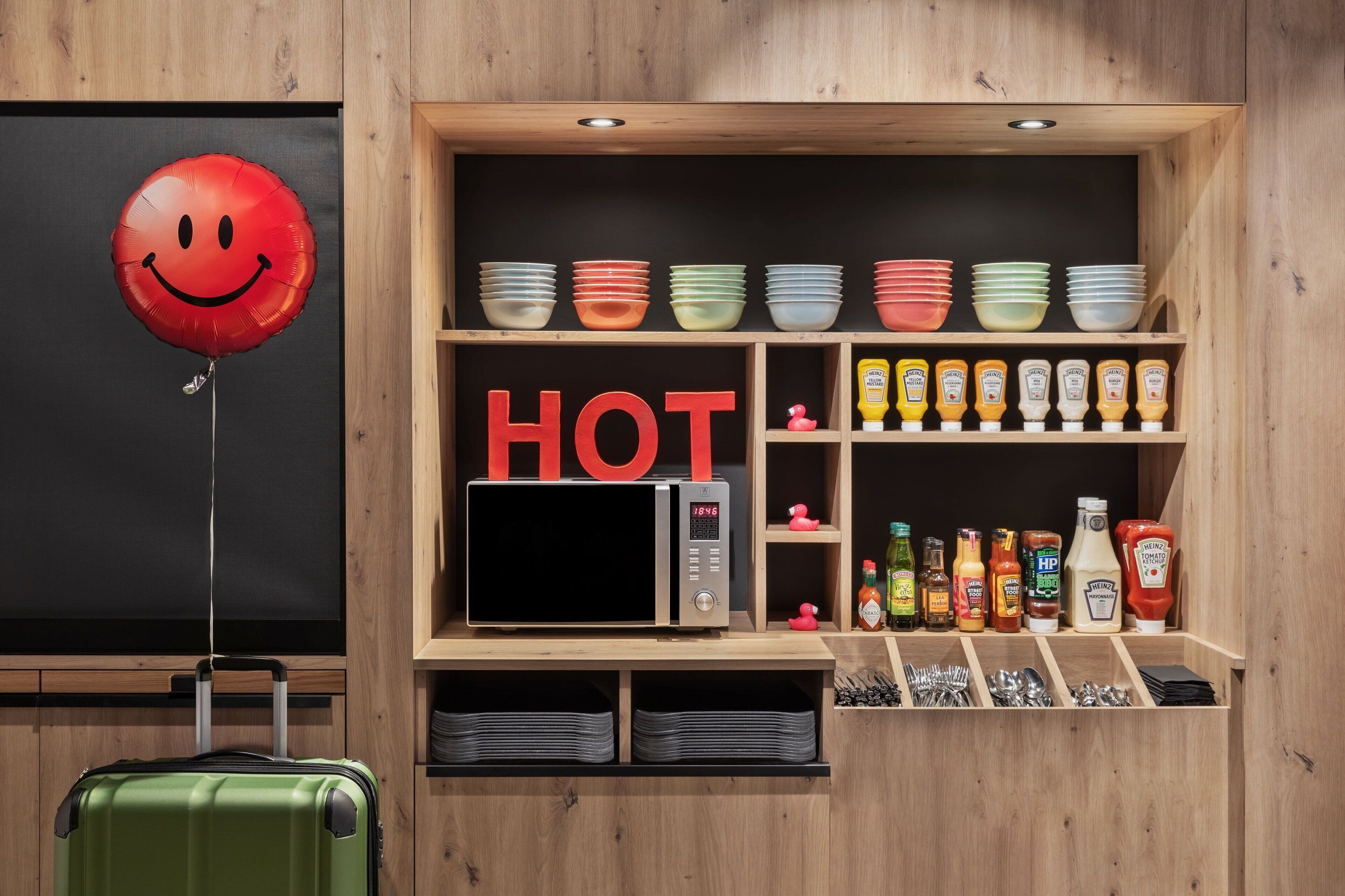 breakfast, lunch, dinner served; french cuisine